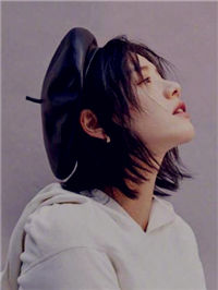 星愿：我笑的坦荡可眼里全是绝望